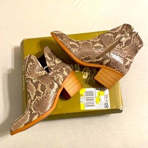 GC Shoes brand booties snake print embossed